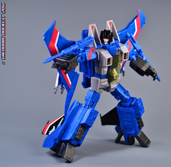 Transformers Masterpiece Thundercracker Toys R Us USA Exclusive Video And Images Review  (1 of 7)